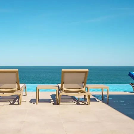 Royale Sundance 218 Infinity Pool & Mamaia Nord Apartament *