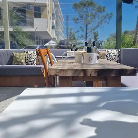 Royale Sundance 218 Infinity Pool & Mamaia Nord * Năvodari